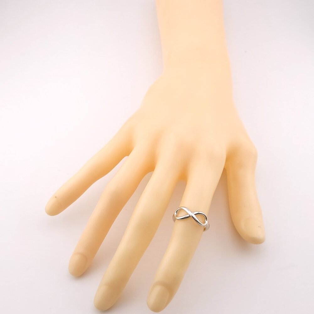 Tiffany & Co. Sterling Silver Figure 8 Signature Infinity Band Ring Size 8 - Picture 3 of 7